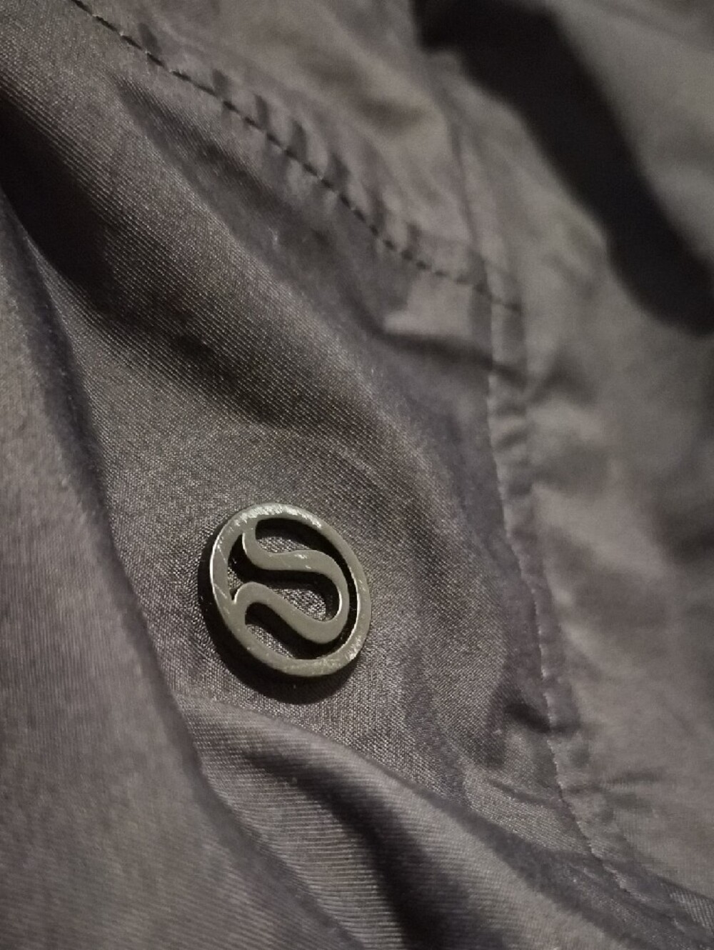 Lululemon Pedal Power Rain Jacket (REVERSIBLE) - Picture 16 of 17